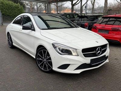 Gebraucht Mercedes CLA180 Night 122 PS (89 kW) 2014 Weiß Limousine