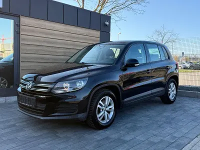 Gebraucht VW Tiguan Trendline 122 PS (89 kW) 2014 Schwarz SUV
