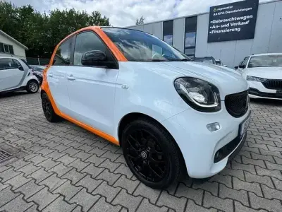 Gebraucht Smart ForFour Prime 71 PS (52 kW) 2015 Weiß Kleinwagen