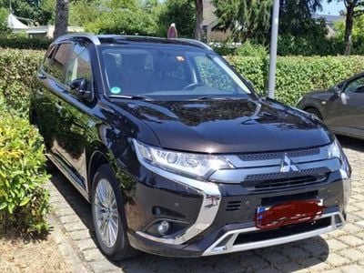 Mitsubishi Outlander P-HEV
