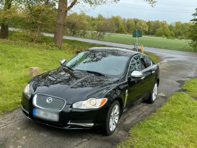Gebraucht Jaguar XF 205 PS (150 kW) 2011 Schwarz Limousine