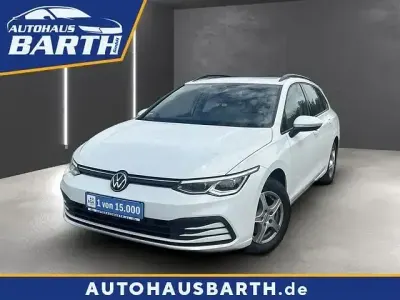 Gebraucht VW Golf VIII Life 110 PS (80 kW) 2022 Weiß Kombi