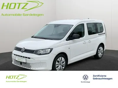 Gebraucht VW Caddy Basis 122 PS (89 kW) 2022 Candyweiß Van / Kleinbus