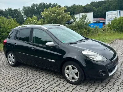 Gebraucht Renault Clio GrandTour 104 PS (76 kW) 2010 Schwarz Kombi