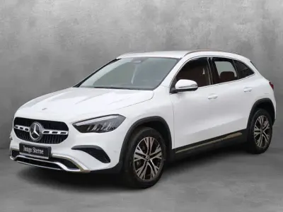 Gebraucht Mercedes GLA180 Advanced 136 PS (100 kW) 2025 Unilack polarweiß SUV