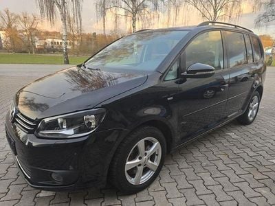 Gebraucht VW Touran Match 140 PS (102 kW) 2012 Schwarz Van / Kleinbus