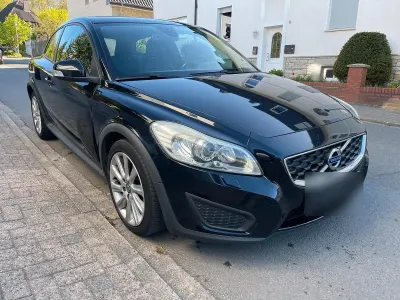 Usata Volvo C30 110 CV (80 kW) 2010 Nero Utilitaria