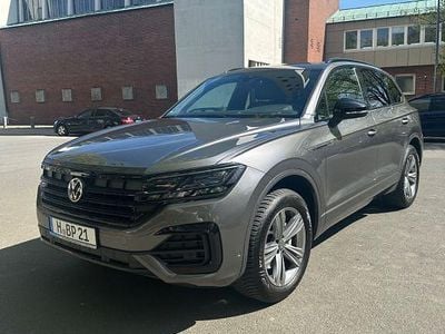 Usata VW Touareg R-line 231 CV (169 kW) 2021 Grigio SUV