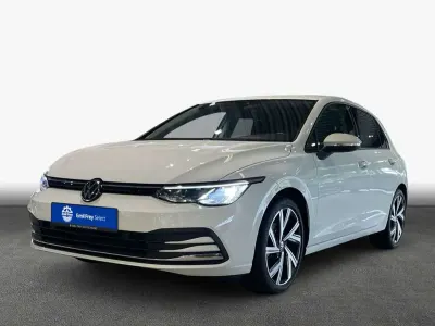 Gebraucht VW Golf VIII Move 110 PS (80 kW) 2024 Weiß Limousine
