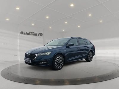 Gebraucht Skoda Octavia Clever 150 PS (110 kW) 2022 Lavablau metallic Kombi