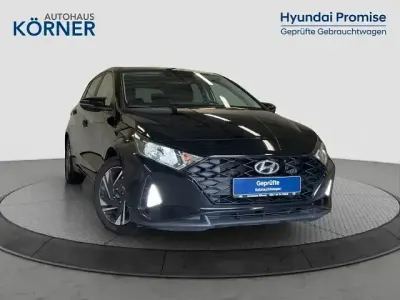 Gebraucht Hyundai i20 Edition 30 101 PS (74 kW) 2022 Schwarz Kleinwagen