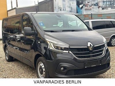 Schwarz Gebraucht 2020 Renault Trafic Komfort Van / Kleinbus | 19.800 € (Fairer Preis)