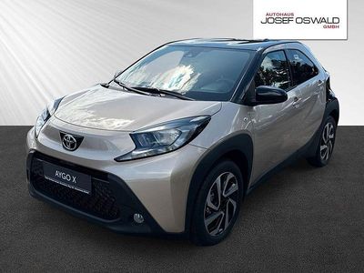 Gebraucht Toyota Aygo X Pulse 72 PS (52 kW) 2023 Beige SUV