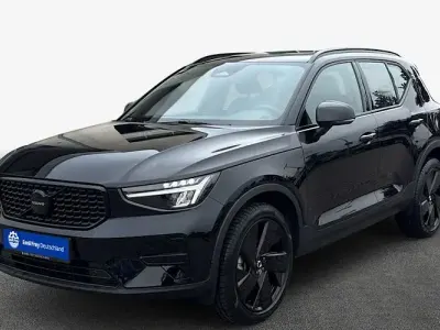 Gebraucht Volvo XC40 Plus 163 PS (119 kW) 2025 Schwarz SUV