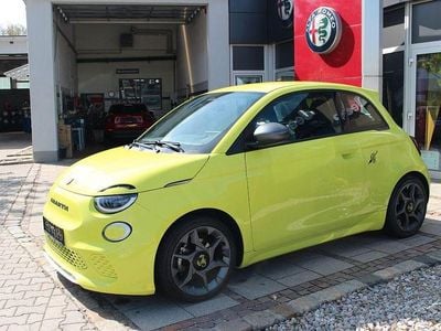 Usata Abarth 500e Turismo 114 kW (155 CV) 2023 Giallo Utilitaria