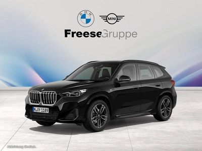 Schwarz Gebraucht 2022 BMW X1 Luxury Line SUV | 37.490 € (Teuer)