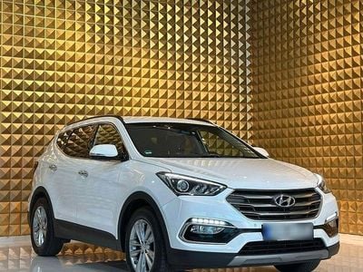 Gebraucht Hyundai Santa Fe 200 PS (147 kW) 2018 Weiß SUV
