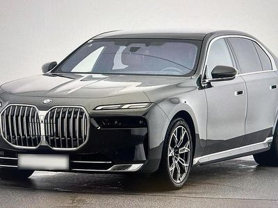 Second-hand BMW 740 299 CP (219 kW) 2023 Gri Berlinǎ