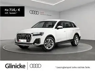 Neu Audi Q8 Ambiente 286 PS (210 kW) 2025 Weiß (carraraweiß) SUV