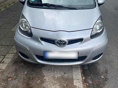 Usata Toyota Aygo 68 CV (50 kW) 2009 Grigio Utilitaria