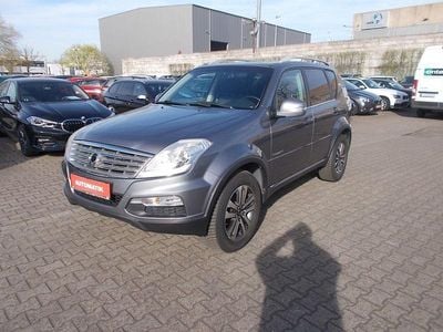 Gebraucht Ssangyong (KGM) Rexton Quartz 155 PS (114 kW) 2015 Grau SUV