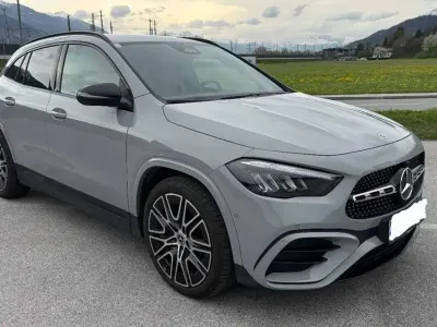 Gebraucht Mercedes GLA200 Edition 150 PS (110 kW) 2025 Grau SUV