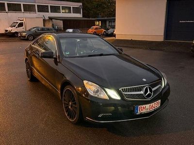 Mercedes E220