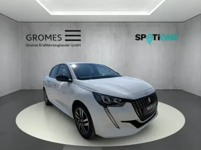 Gebraucht Peugeot 208 Allure 101 PS (74 kW) 2023 Weiß Kleinwagen
