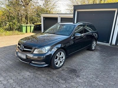 Second-hand Mercedes C300 231 CP (169 kW) 2012 Negru Break
