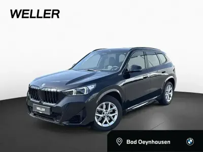 Gebraucht BMW X1 M Sport 204 PS (150 kW) 2023 Black sapphire (schwarz) SUV