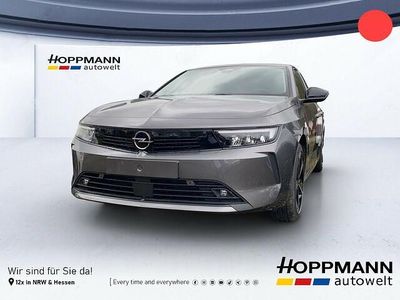 Grau (vulkan grau (metallik)) Gebraucht 2024 Opel Astra Elegance Limousine | 26.480 € (Etwas zu teuer)