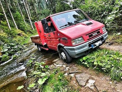 Usata Iveco Daily 122 CV (89 kW) 1997 Rosso