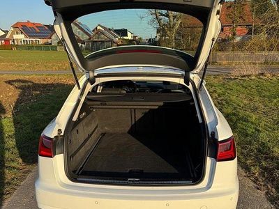 Gebraucht Audi A6 Sport 190 PS (139 kW) 2015 Weiß Kombi