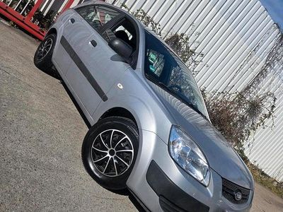 Gebraucht Kia Rio 90 PS (66 kW) 2006 Kleinwagen