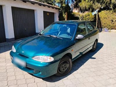 Gebraucht Hyundai Accent 75 PS (55 kW) 1996 Grün Kleinwagen