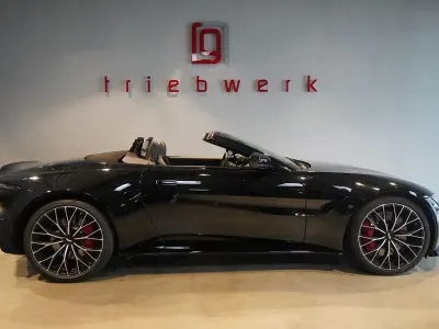 Second-hand Aston Martin V8 Vantage 510 CP (375 kW) 2023 Negru Cabrio