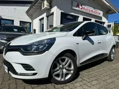 Używany Renault Clio IV LIMITED 90 KM (66 kW) 2019 Biały Kombi