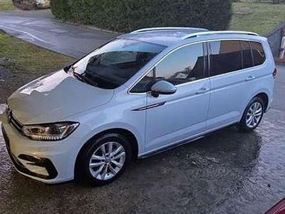 Gebraucht VW Touran Highline 179 PS (131 kW) 2018 Weiß Van / Kleinbus