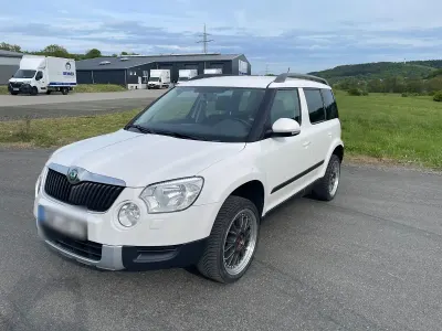 Gebraucht Skoda Yeti Ambition 122 PS (89 kW) 2011 Weiß SUV