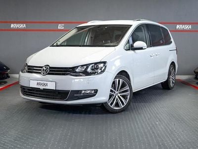 Silber Gebraucht 2017 VW Sharan Highline Van / Kleinbus | 23.970 € (Fairer Preis)