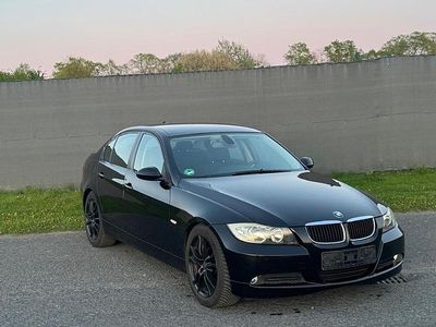 Brugt BMW 318 2008 Sort Sedan