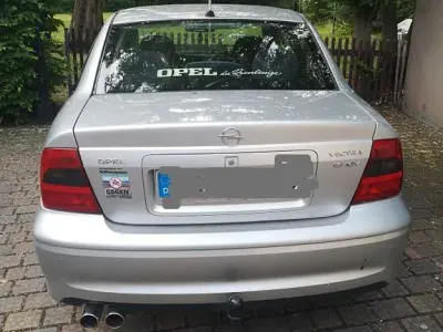 Gebraucht Opel Vectra 116 PS (85 kW) 2001 Grau Limousine