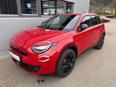Neu Fiat 600 Sport 145 PS (106 kW) 2026 Rot SUV