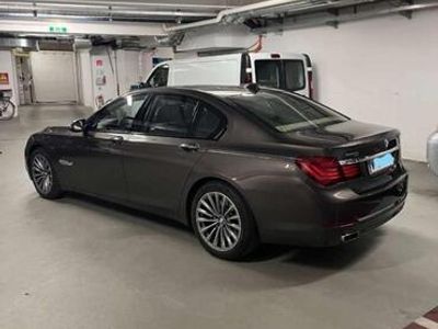 BMW 740