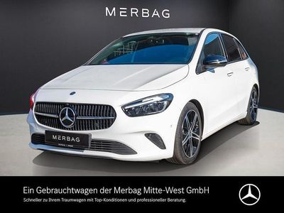 Gebraucht Mercedes B200 163 PS (119 kW) 2025 Weiß Van / Kleinbus