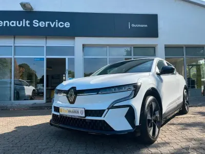 Gebraucht Renault Megane E-Tech 96 kW (131 PS) 2022 Weiß Limousine