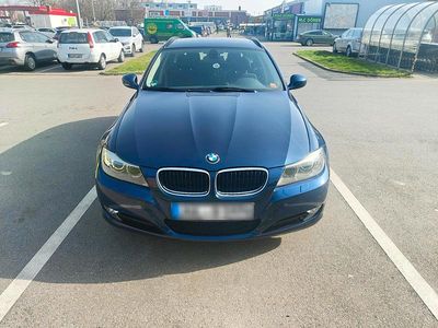 Gebraucht BMW 318 Lifestyle 143 PS (105 kW) 2010 Violet Kombi