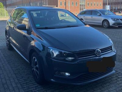 Gebraucht VW Polo 75 PS (55 kW) 2016 Grau Limousine
