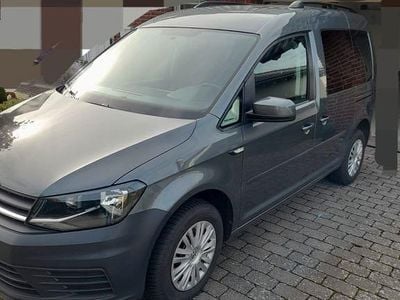 Gebraucht VW Caddy Trendline 84 PS (61 kW) 2016 Grau Van / Kleinbus