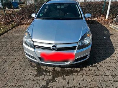 Gebraucht Opel Astra 104 PS (76 kW) 2005 Silber Kombi